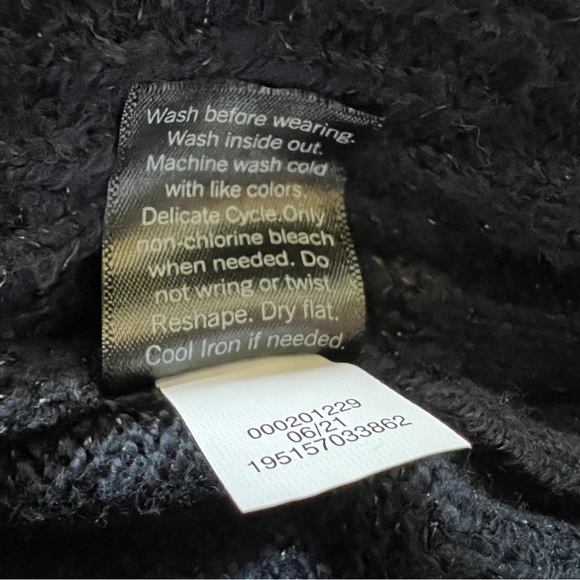 SVW Cable Knit Fur Trimmed Cardigan Sweater - Picture 12 of 14